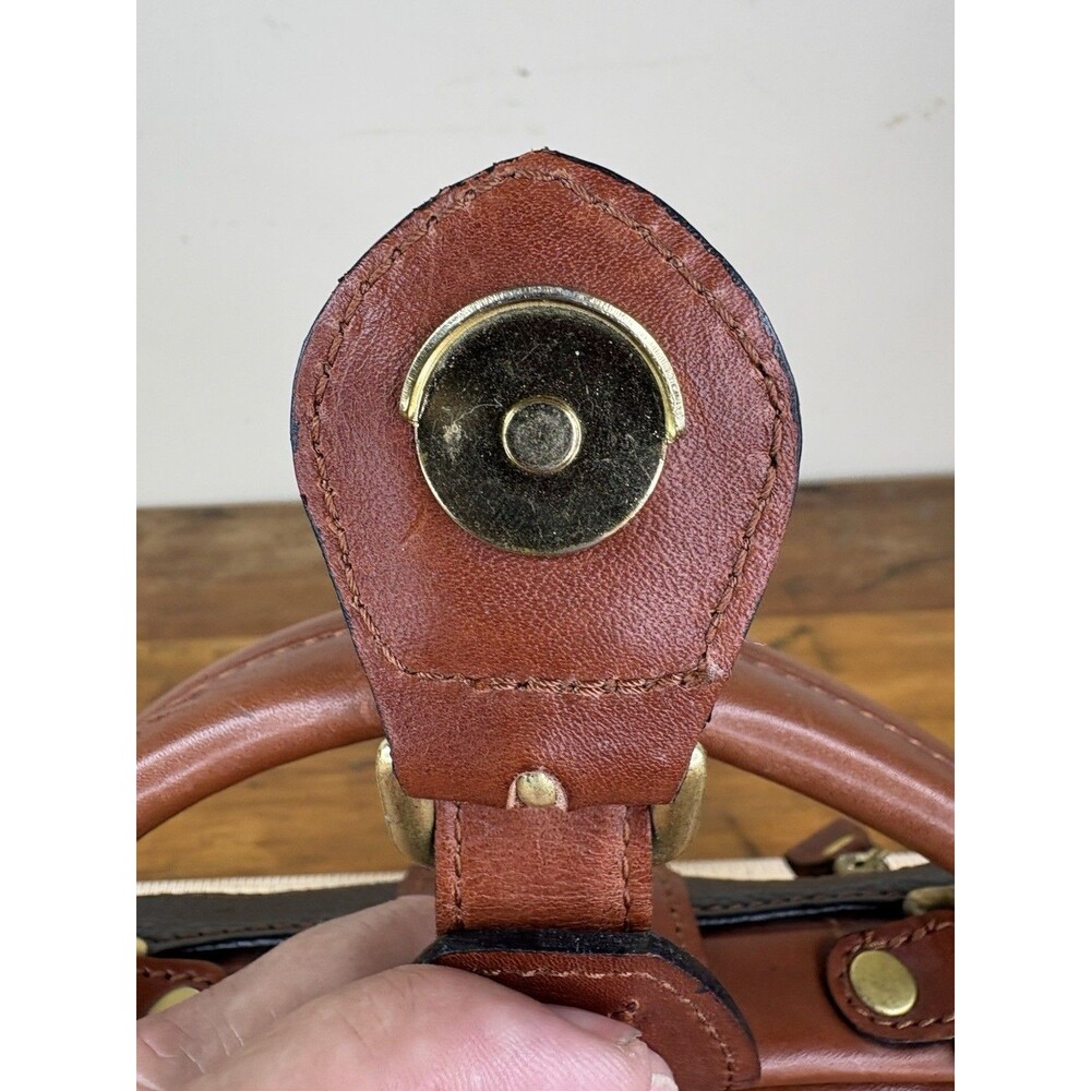 Vtg Liz Claiborne Leather Doctor Bag Satchel Purse Cognac Brown Top Handle - Picture 15 of 16